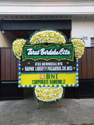 Papan Bunga Duka di Tegowanu