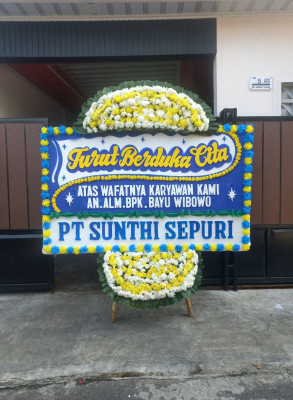 Papan Bunga Duka di Tegowanu